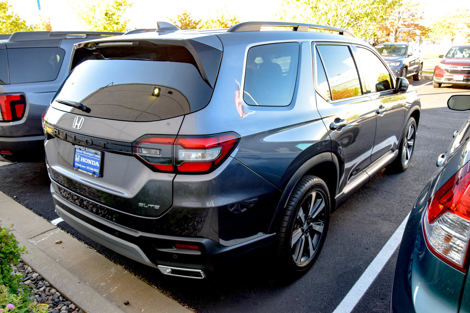 Used 2023 Honda Pilot Elite image 5