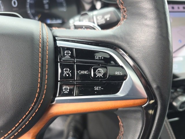 Used 2024 Jeep Grand Cherokee L Summit image 21