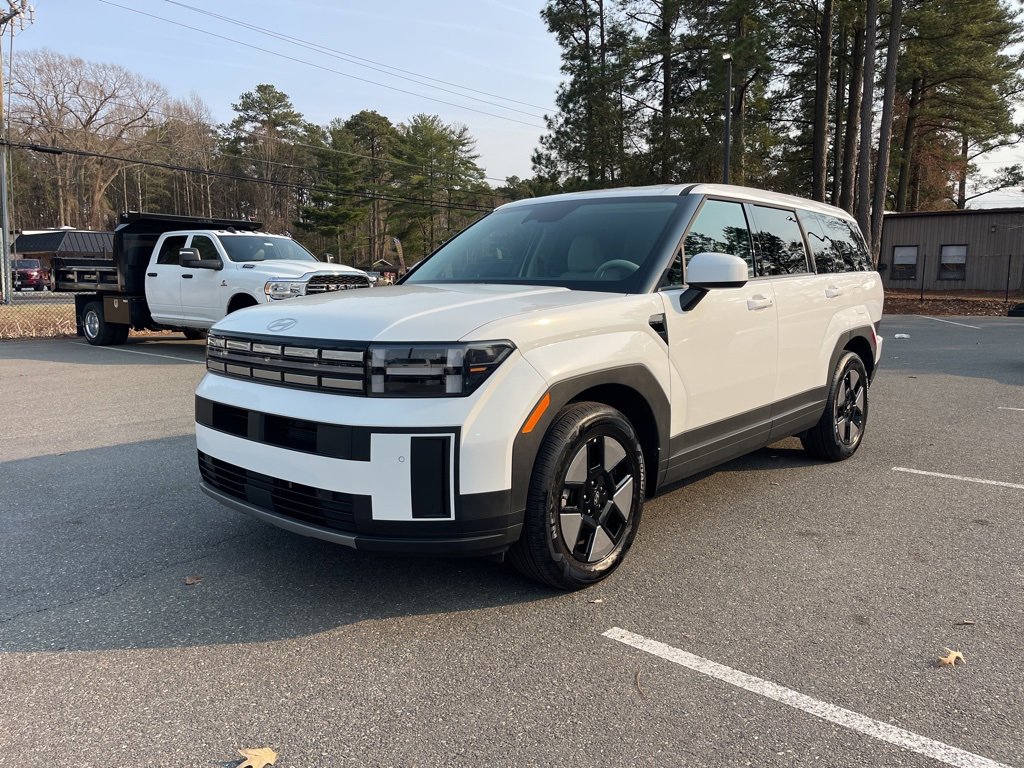 Certified 2026 Hyundai Santa Fe SE image 2