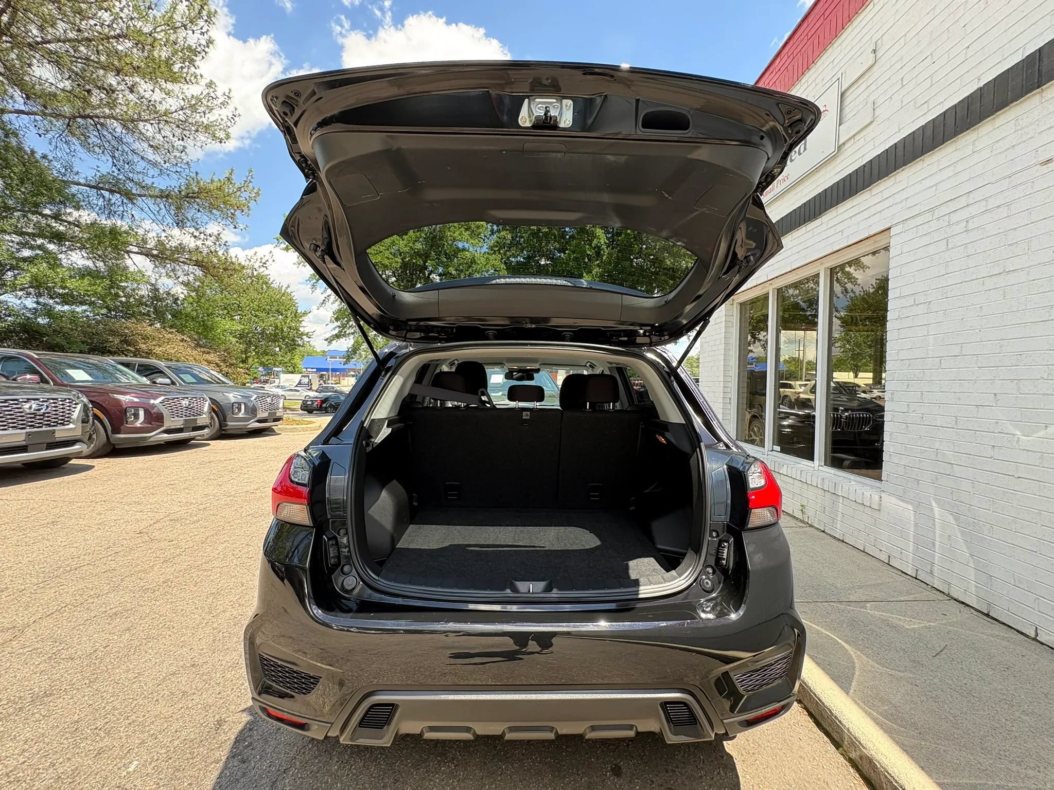 Used 2025 Mitsubishi Outlander Sport AWD image 20