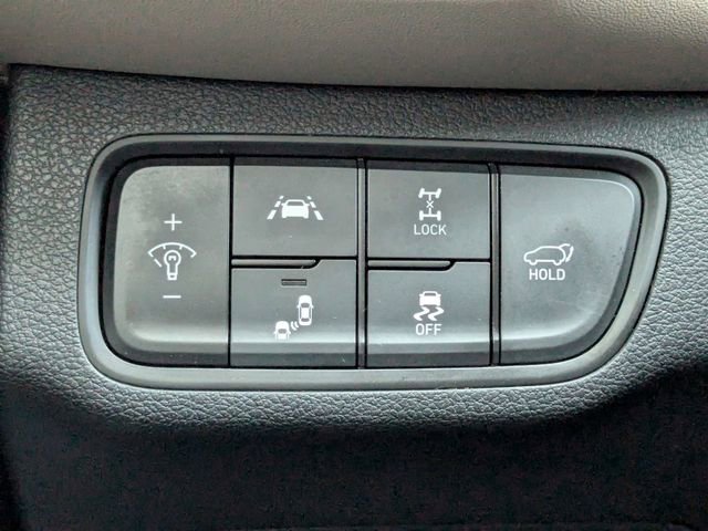 Used 2020 Hyundai Santa Fe SEL image 35