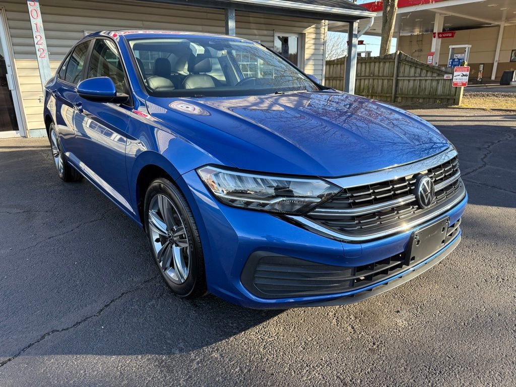 Used 2024 Volkswagen Jetta SE