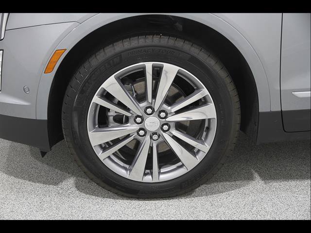 Used 2026 Cadillac XT5 Premium Luxury w/ Driver Assist Package FWD image 24