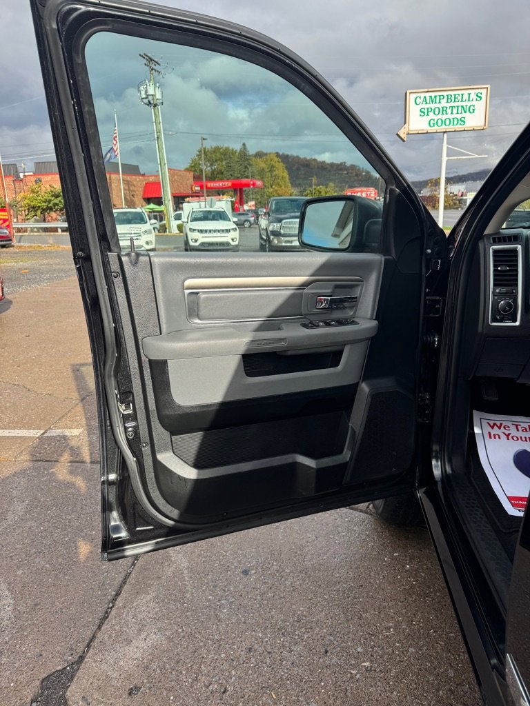 Used 2018 RAM 1500 Big Horn image 19