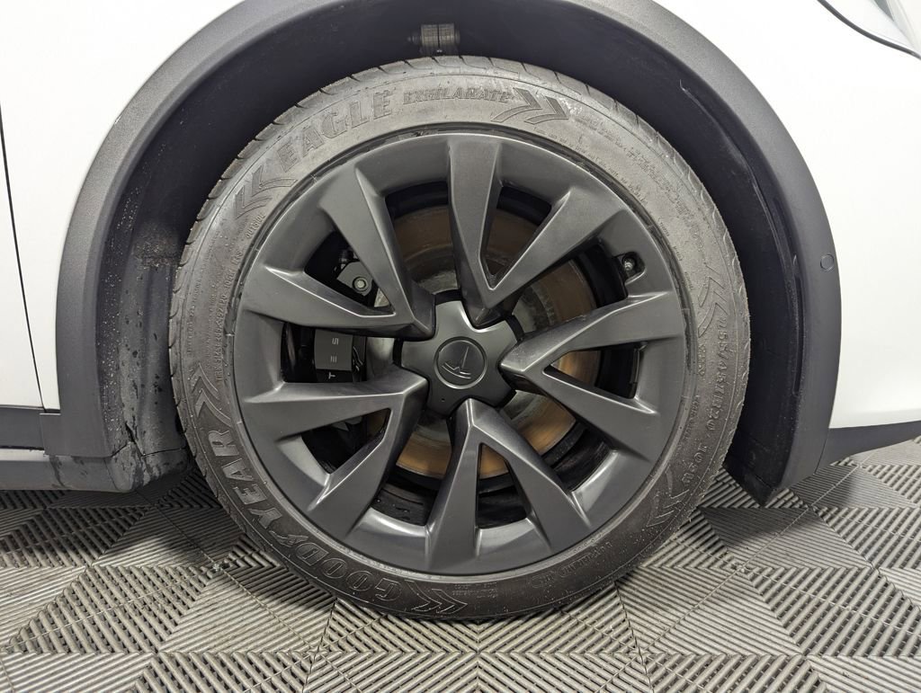 Used 2022 Tesla Model X Plaid image 28