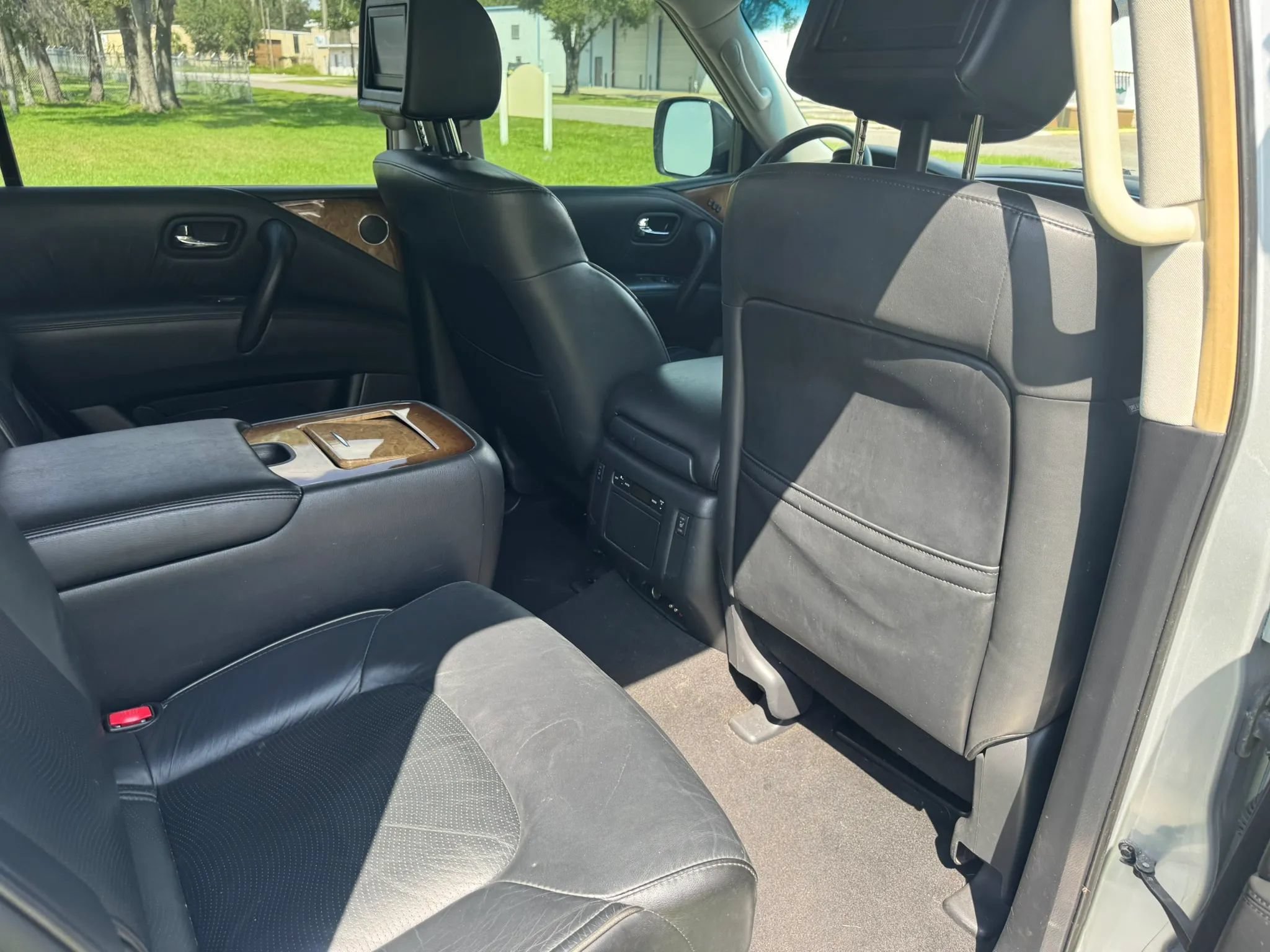 Used 2014 INFINITI QX80 2WD w/ Theater Package image 23
