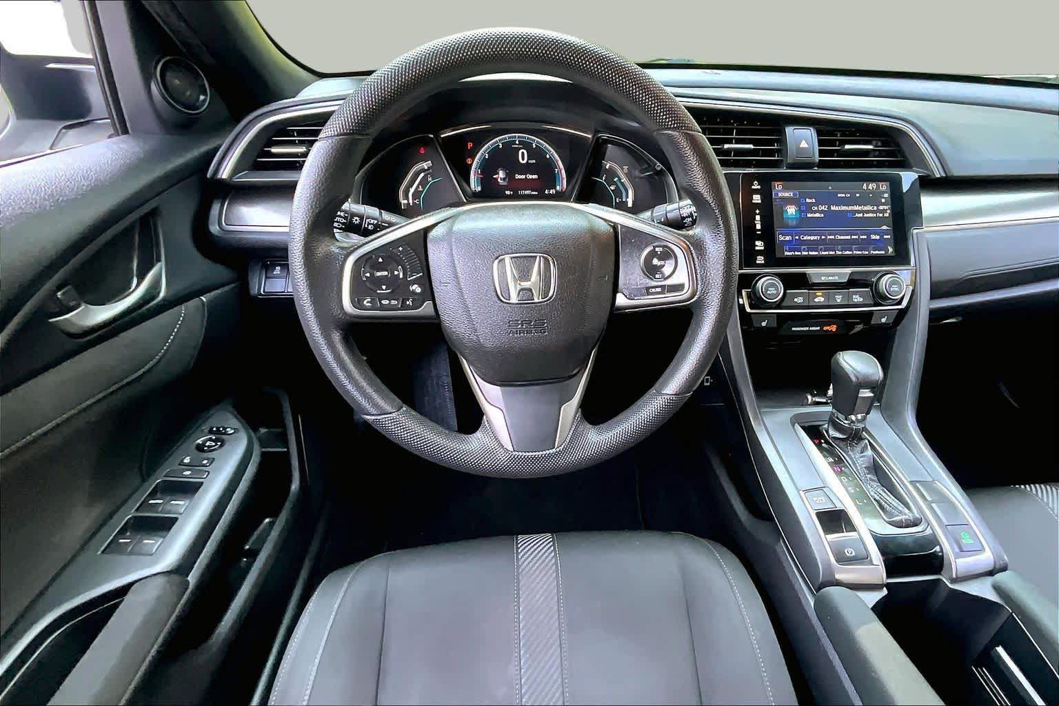 Used 2018 Honda Civic EX image 6