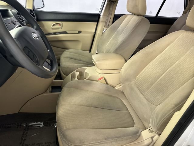 Used 2008 Kia Rondo LX w/ Convenience Pkg FWD image 4