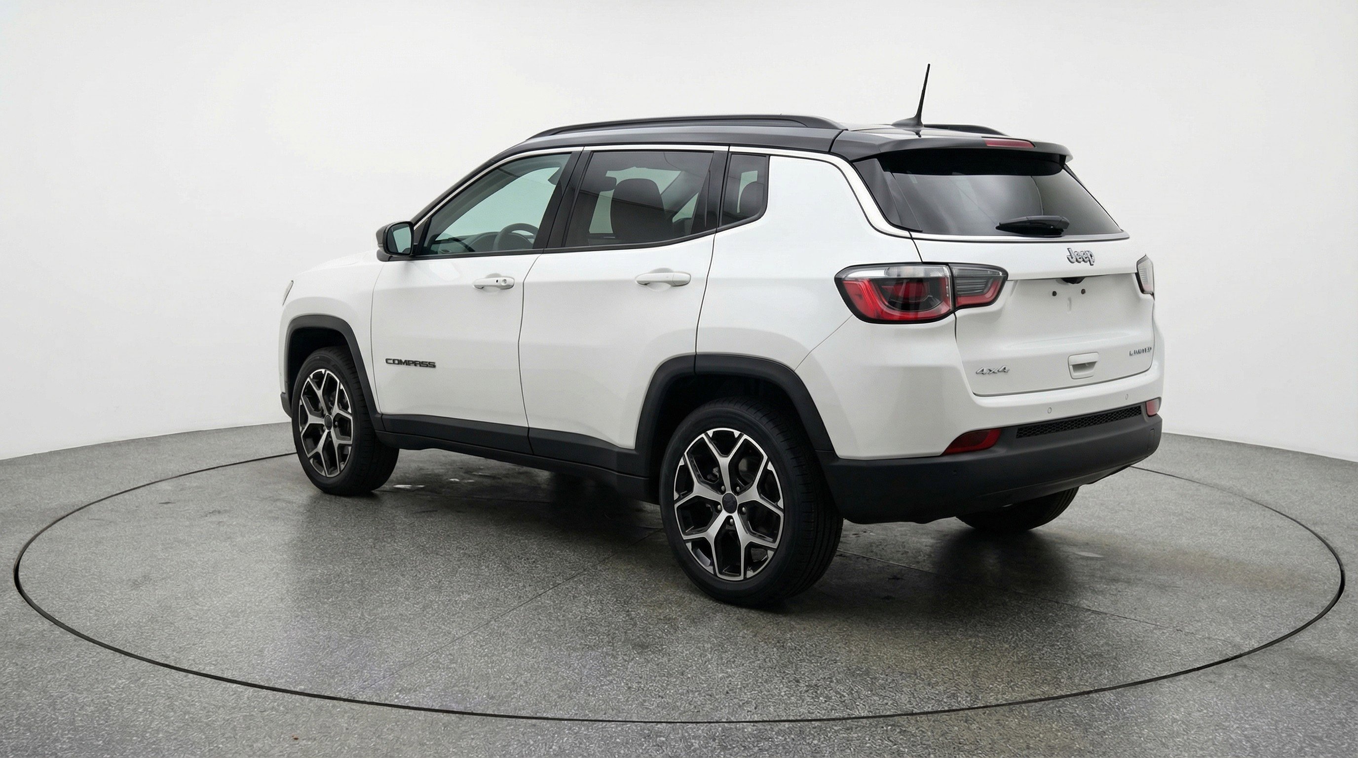 Used 2025 Jeep Compass Limited AWD/4WD image 6