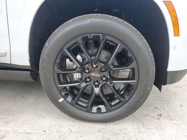 New 2026 GMC Yukon XL Denali w/ Sun & Power Step Package image 6