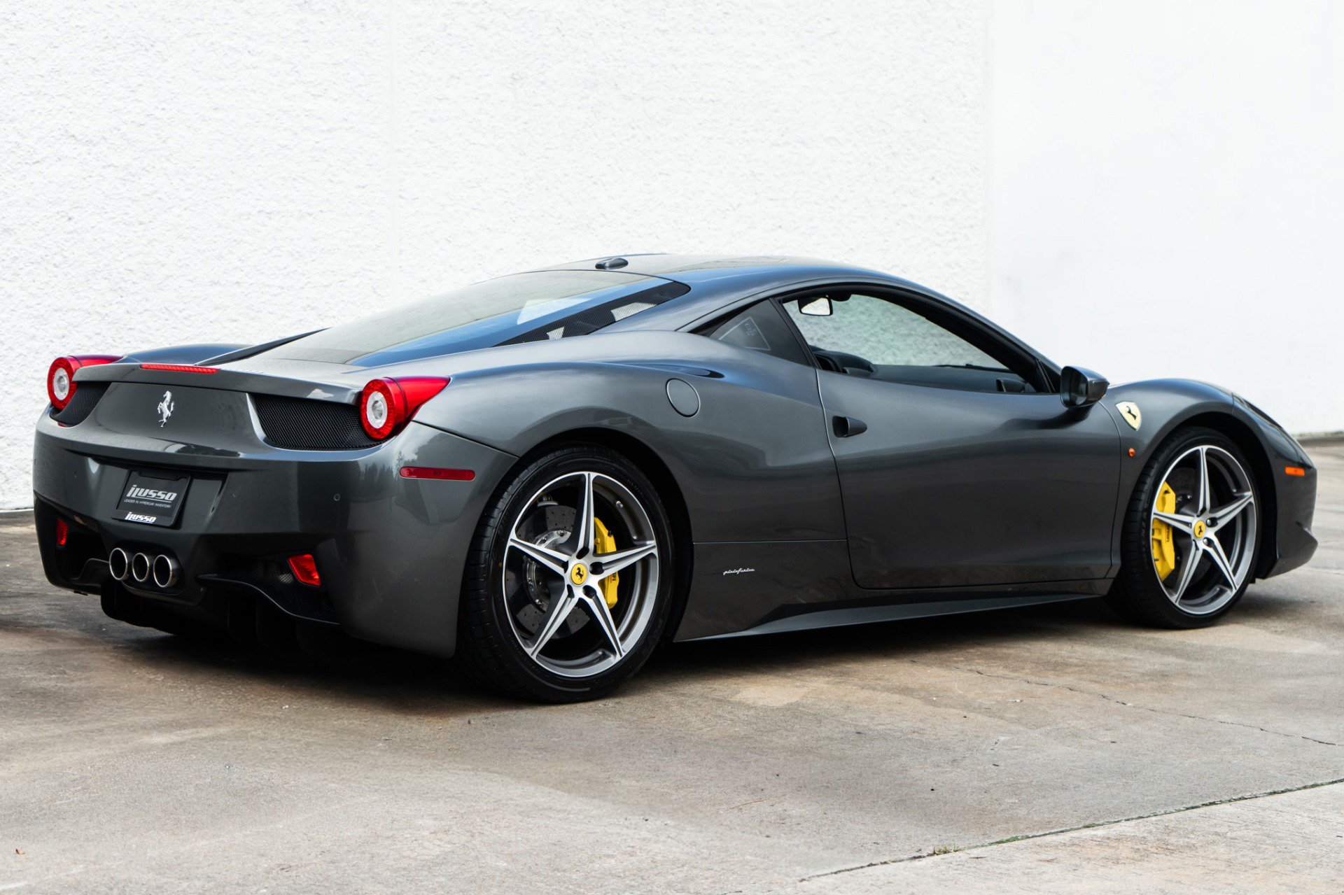 Used 2013 Ferrari 458 Italia Coupe RWD image 4