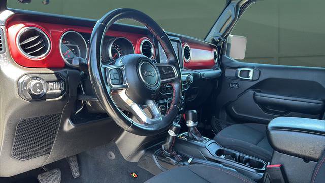 Used 2022 Jeep Gladiator Rubicon w/ Trailer Tow Package AWD/4WD image 13