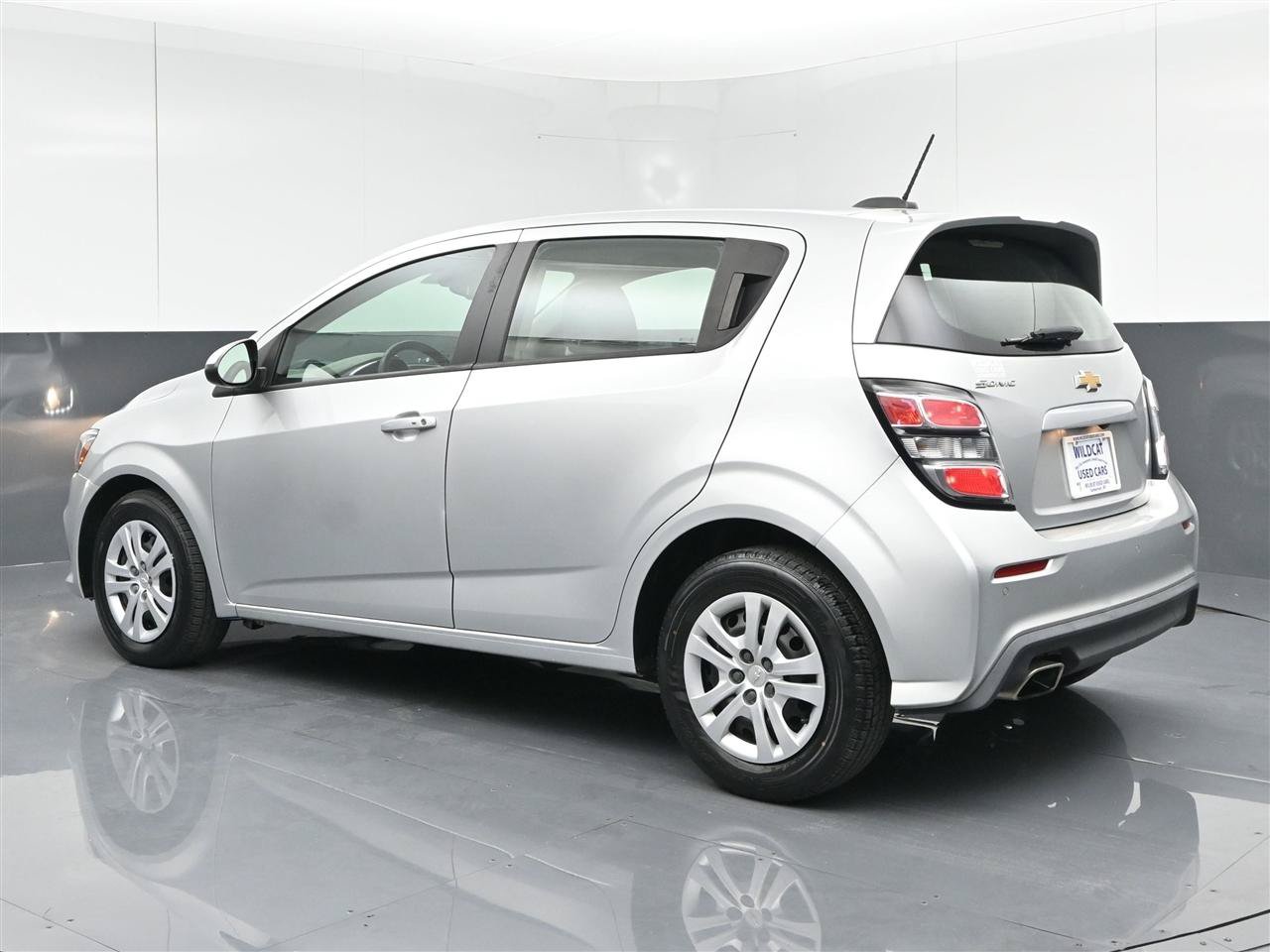 Used 2020 Chevrolet Sonic LT FWD image 7