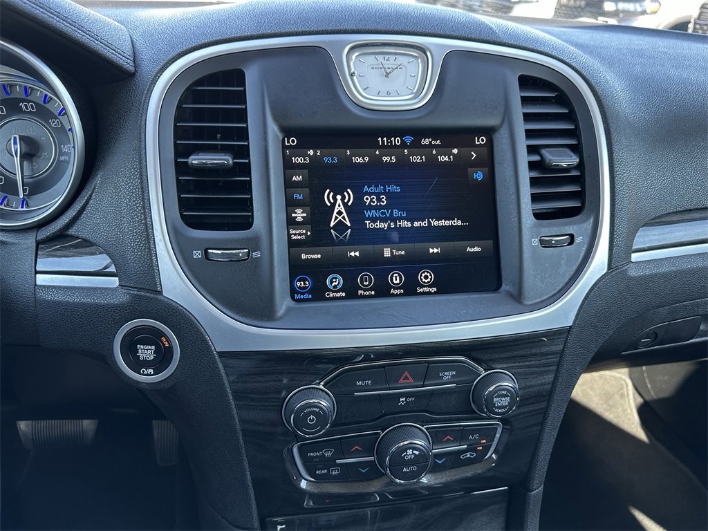 Certified 2022 Chrysler 300 Touring image 24