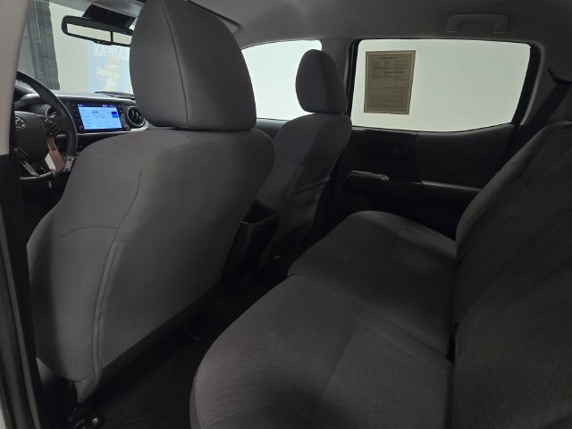 Used 2020 Toyota Tacoma SR5 RWD image 21