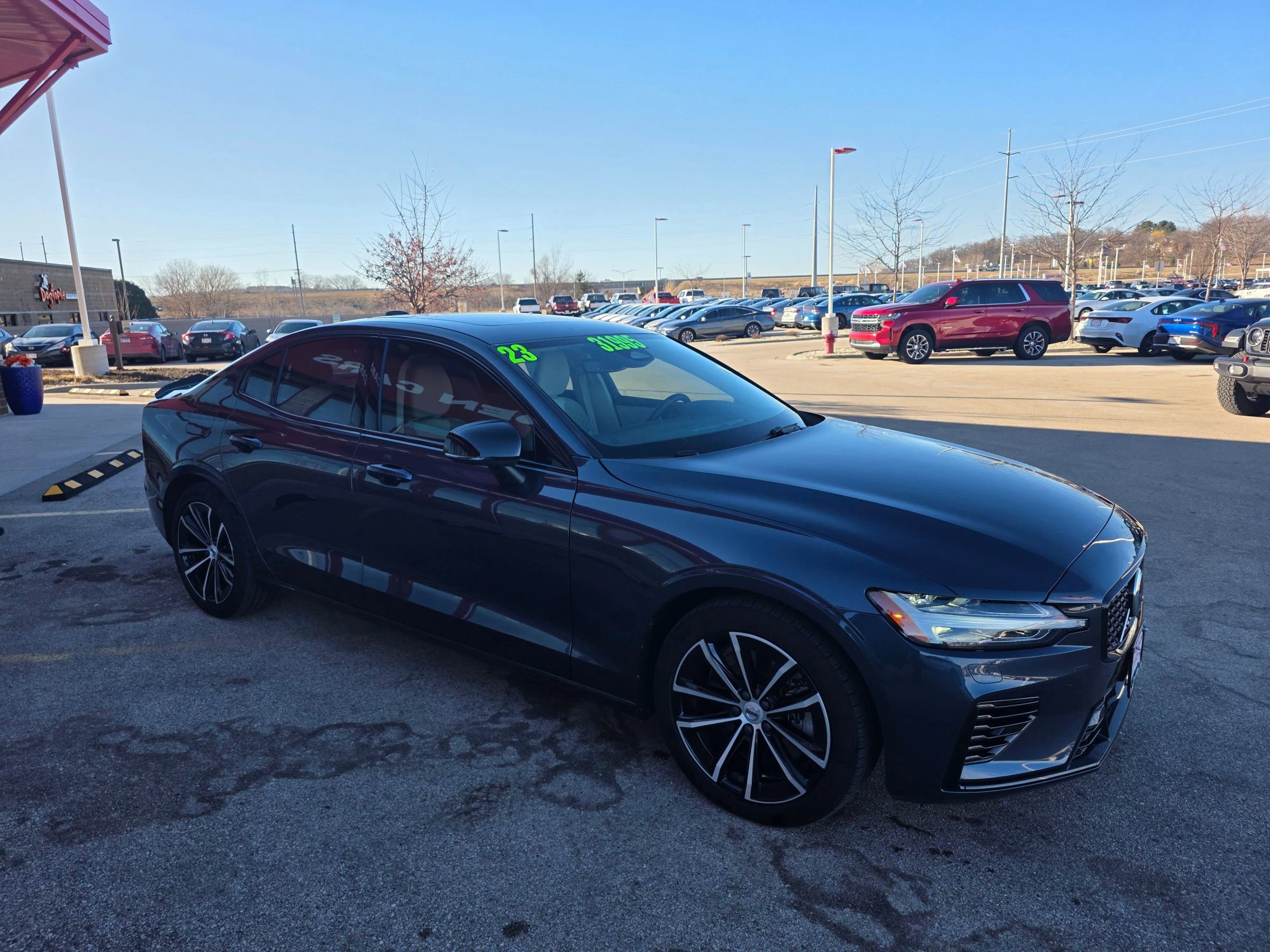 Used 2023 Volvo S60 T8 Core AWD/4WD image 3