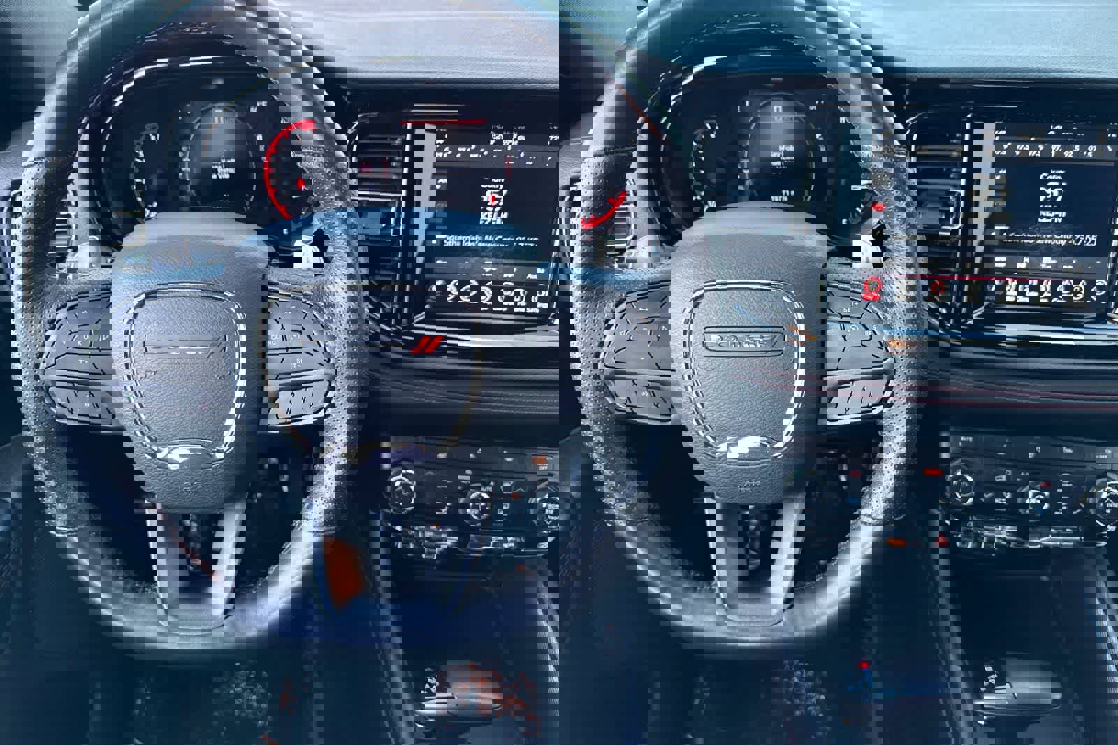 Used 2024 Dodge Durango GT w/ Blacktop Package image 14