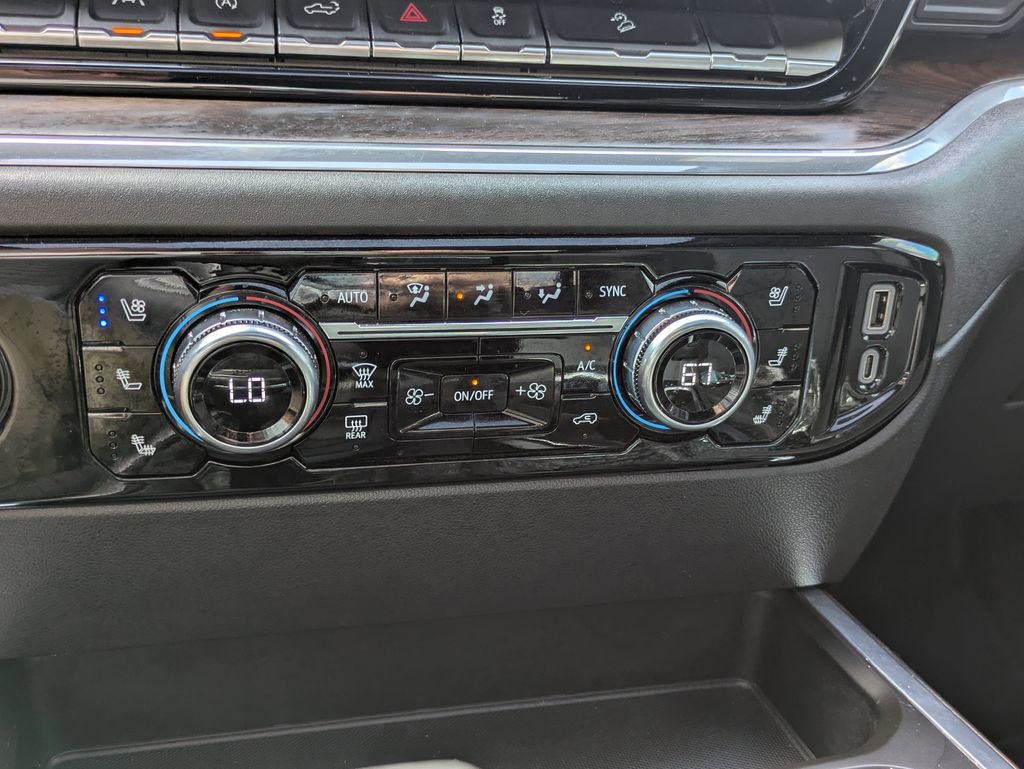 Used 2023 GMC Sierra 1500 SLT w/ SLT Premium Package image 17