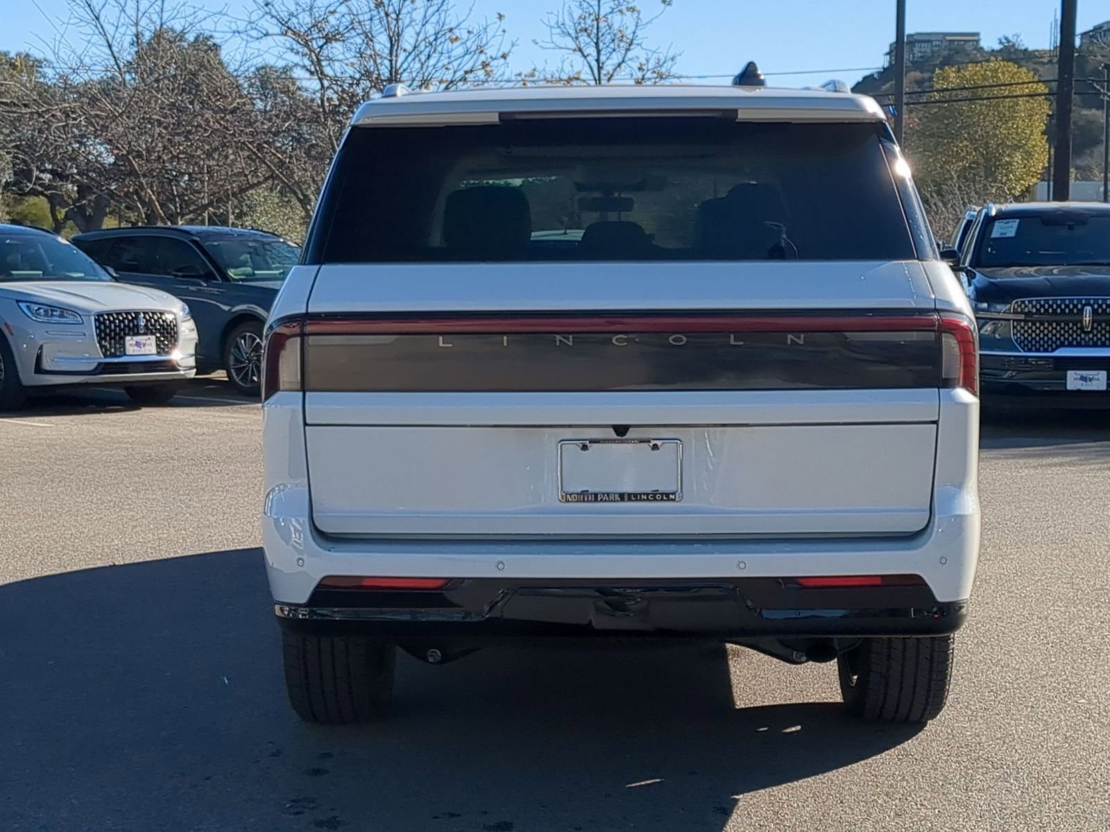 New 2025 Lincoln Navigator L Reserve image 4