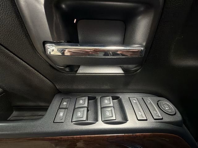 Used 2018 GMC Sierra 1500 SLE w/ SLE Value Package image 6
