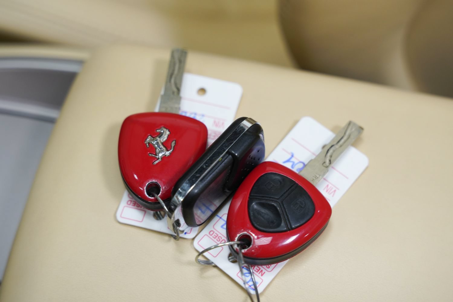 Used 2012 Ferrari California RWD image 51