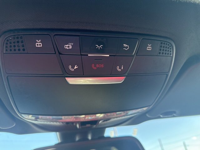 Used 2018 Mercedes-Benz GLC 300 4MATIC image 27