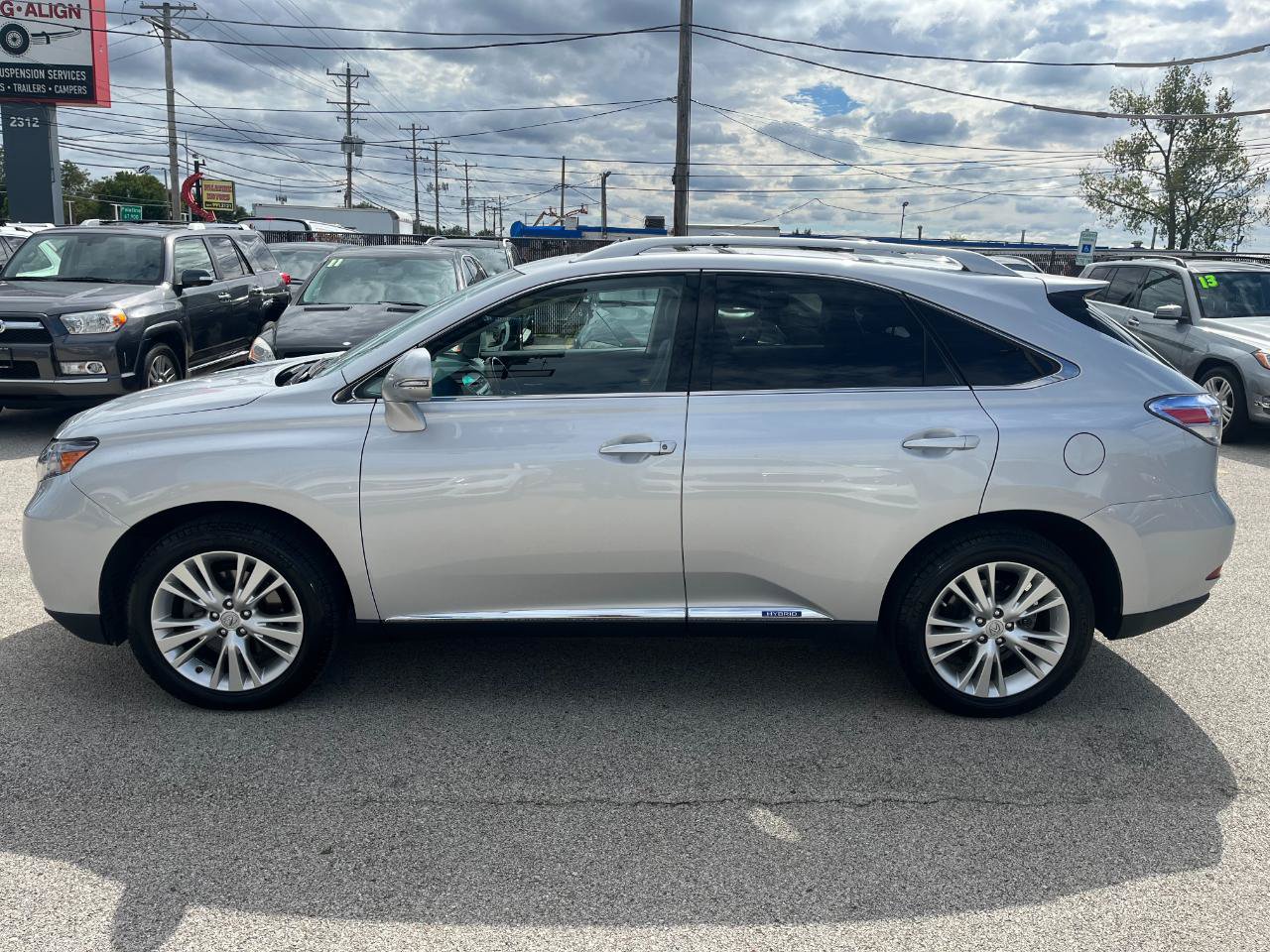 Used 2010 Lexus RX 450h AWD w/ Premium Pkg image 2