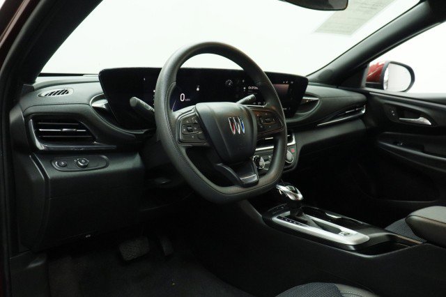 Used 2025 Buick Envista Preferred w/ Convenience II Package FWD image 6
