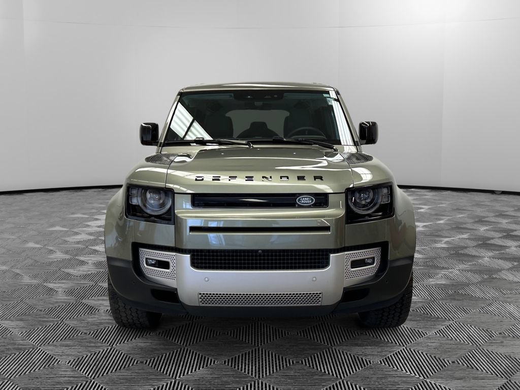 Used 2025 Land Rover Defender 110 S AWD/4WD image 8