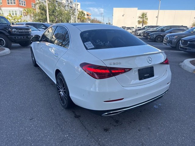Used 2023 Mercedes-Benz C 300 Sedan image 5