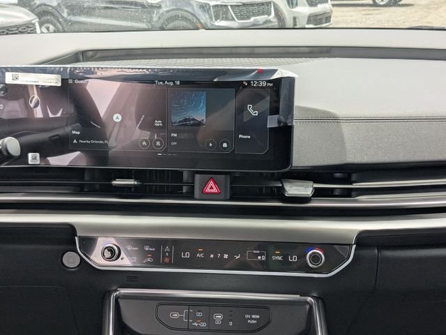 New 2027 Kia Carnival EX w/ Dark Edition Package FWD image 18