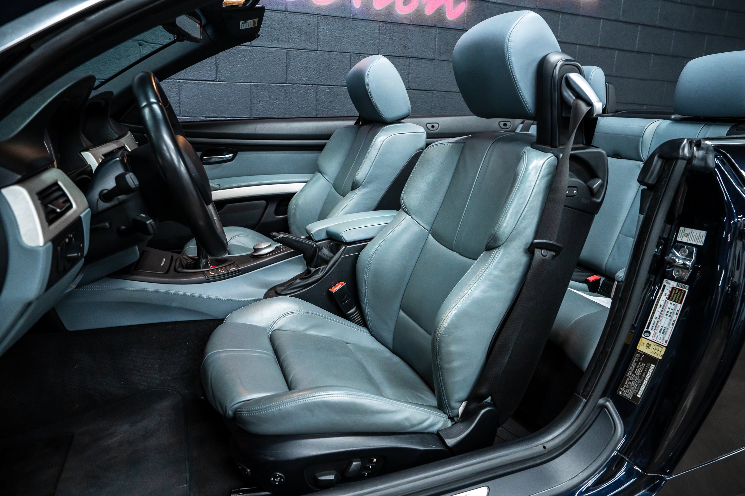 Used 2008 BMW M3 Convertible RWD image 5