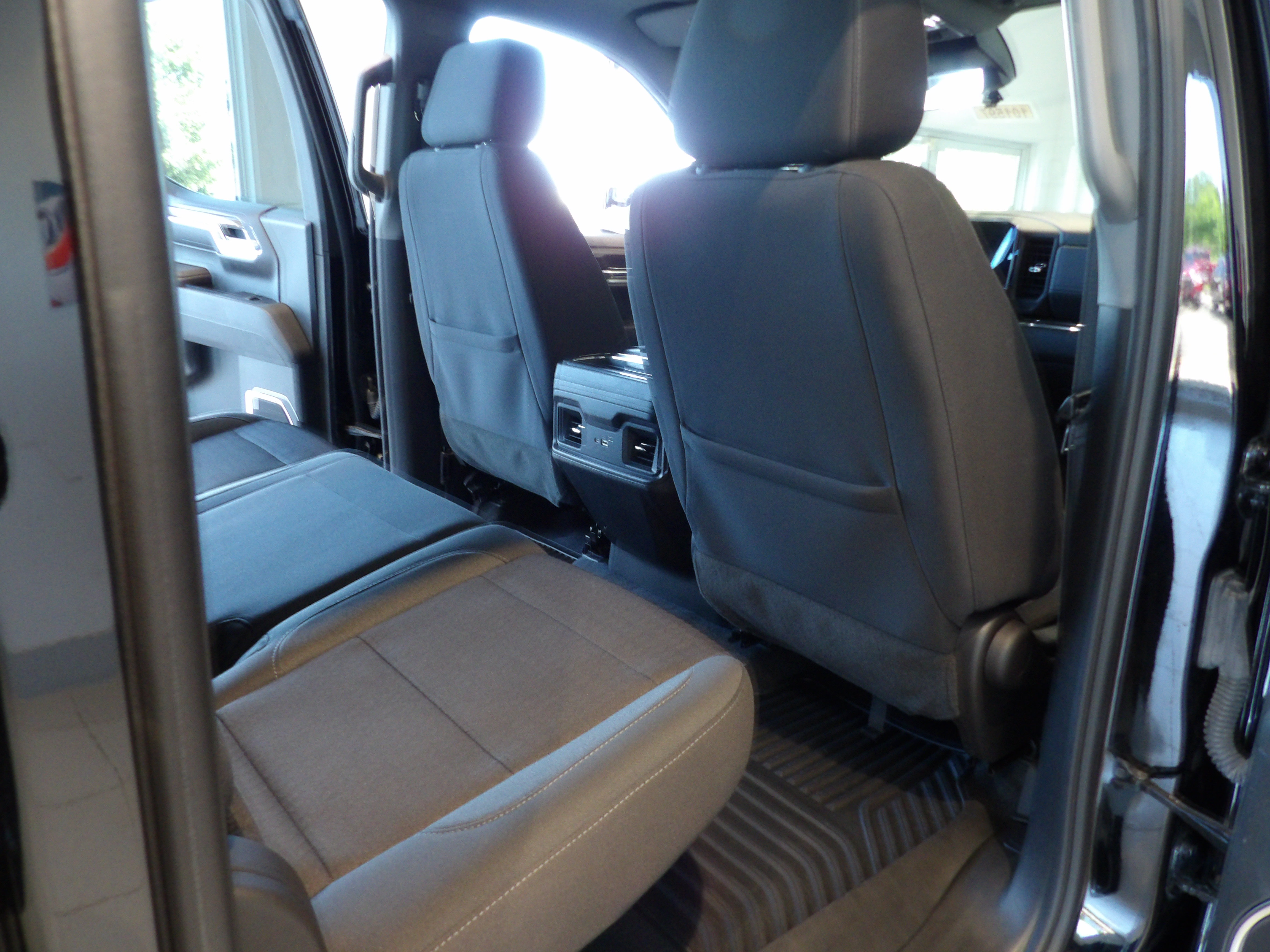 Used 2023 Chevrolet Silverado 1500 RST w/ Convenience Package II AWD/4WD image 20