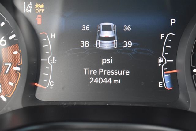 Used 2022 Jeep Compass Limited image 25