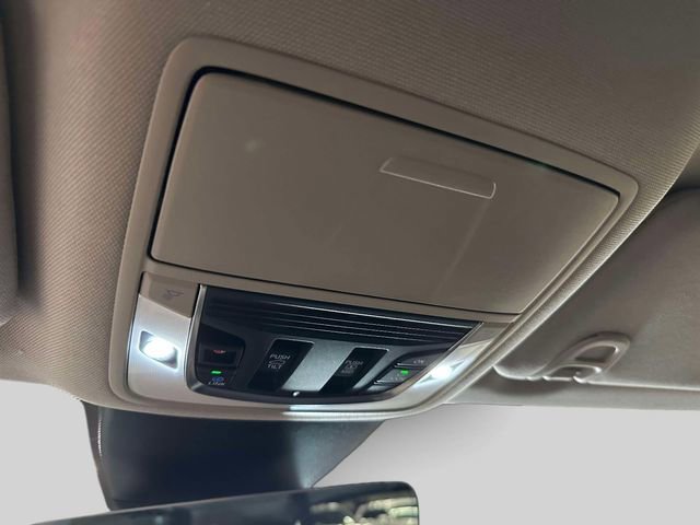 Certified 2023 Acura MDX SH-AWD w/ Technology Package image 28