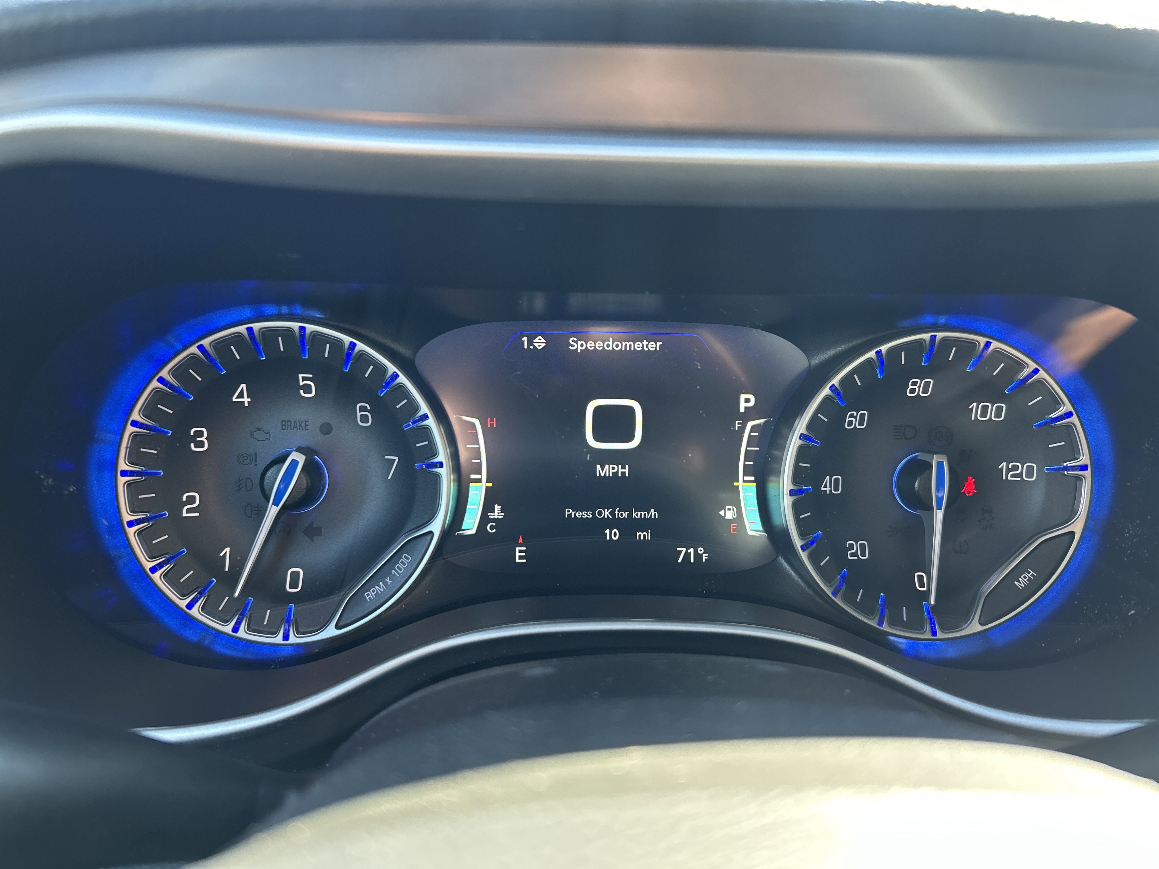 New 2026 Chrysler Pacifica Select image 42