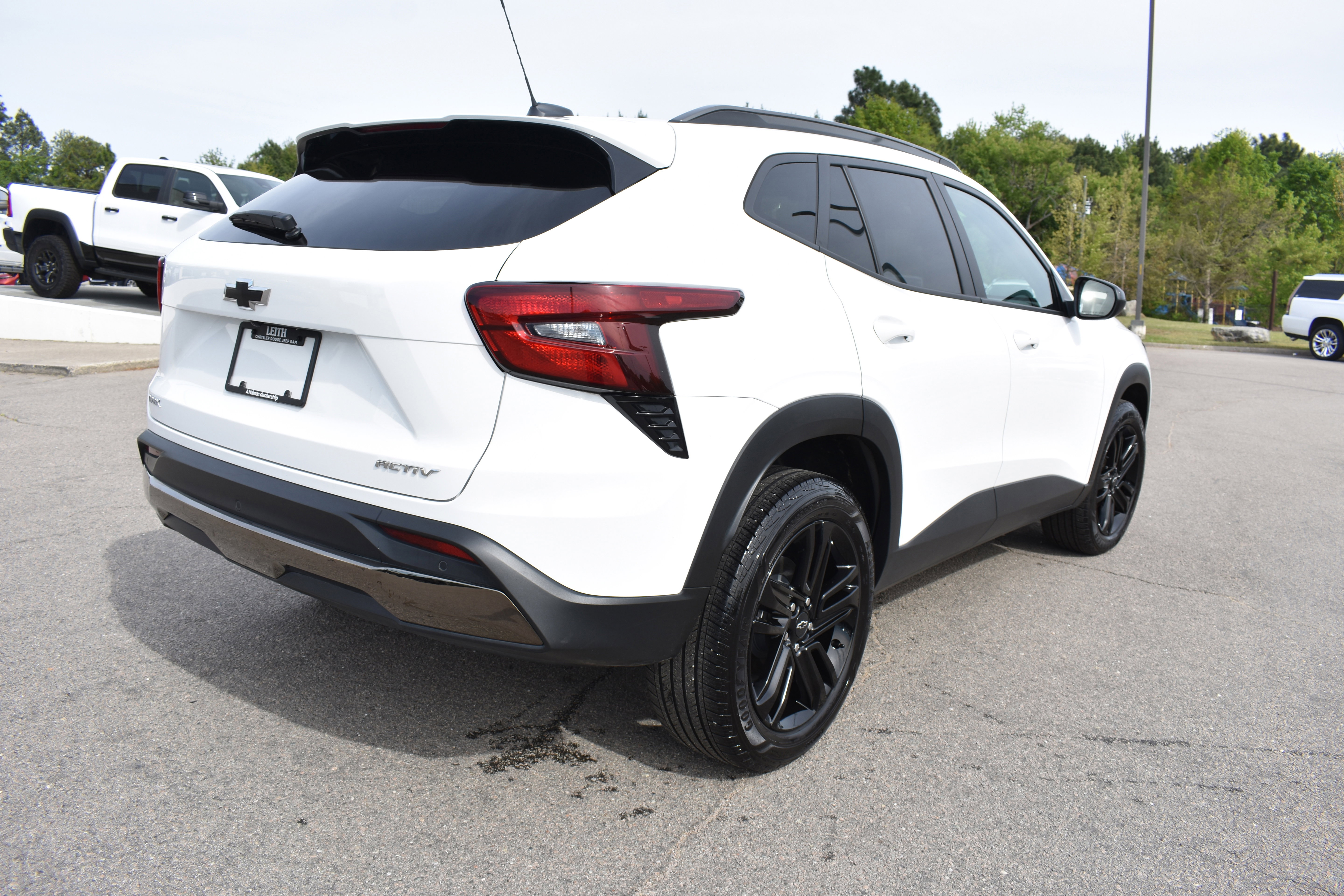 Used 2025 Chevrolet Trax ACTIV w/ Driver Confidence Package FWD image 9