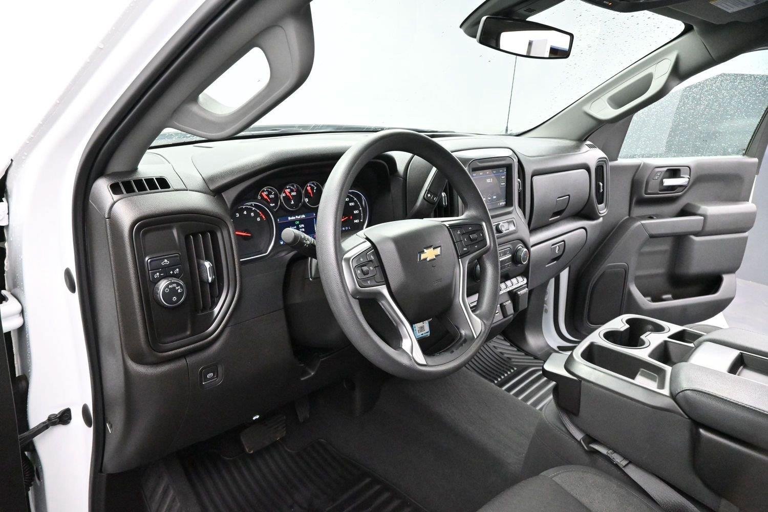 Used 2022 Chevrolet Silverado 1500 Custom w/ Safety Confidence Package RWD image 13