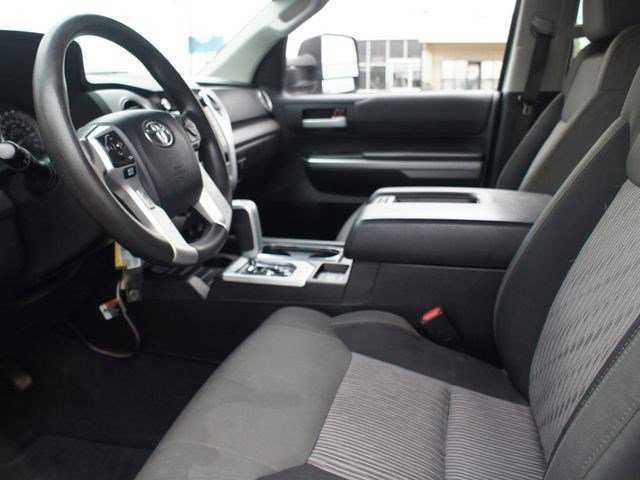 Used 2015 Toyota Tundra SR5 w/ SR5 Upgrade Package image 9