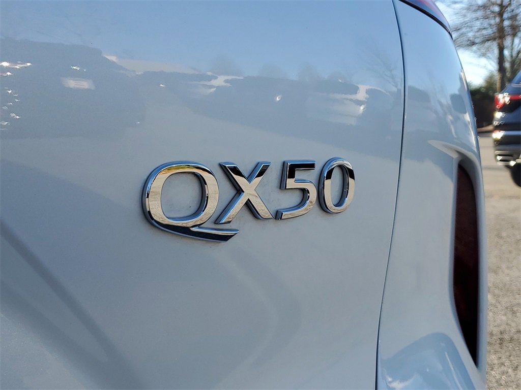 Used 2025 INFINITI QX50 Luxe image 9