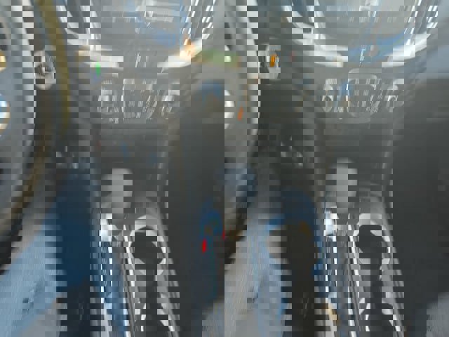 Used 2023 Chevrolet Equinox LT image 26