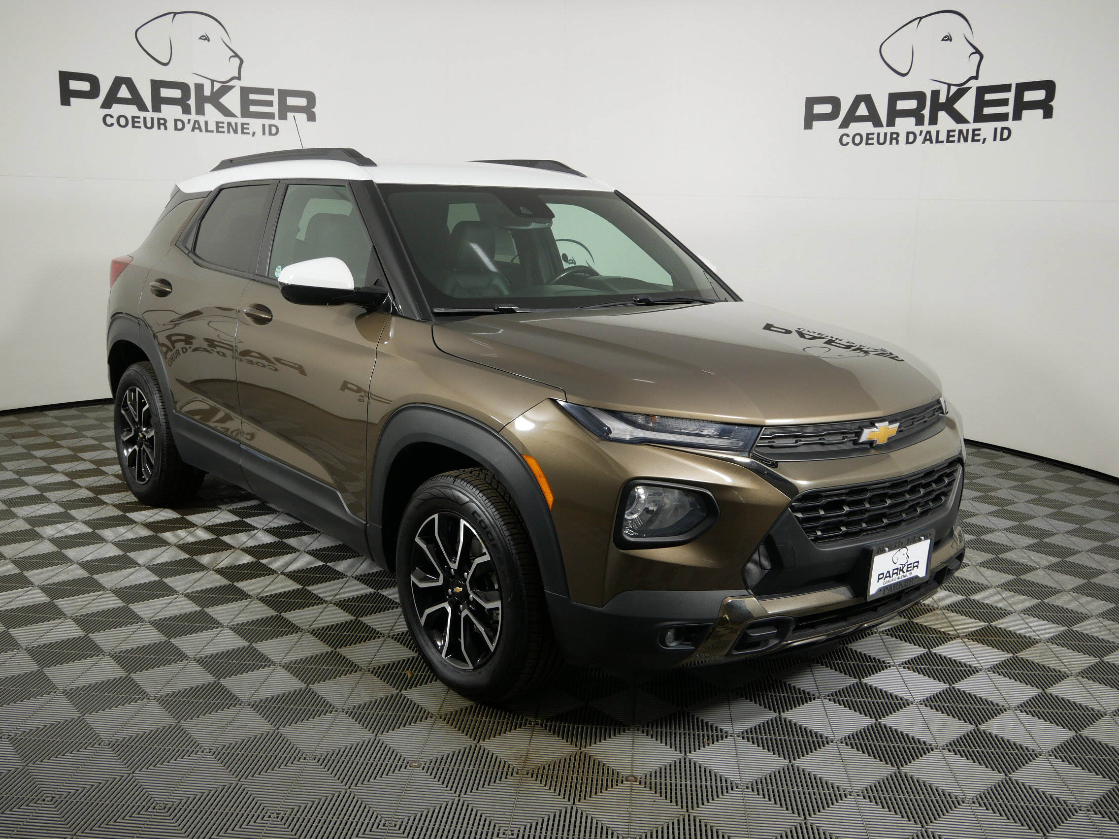 Used 2021 Chevrolet TrailBlazer ACTIV w/ Technology Package AWD/4WD image 4