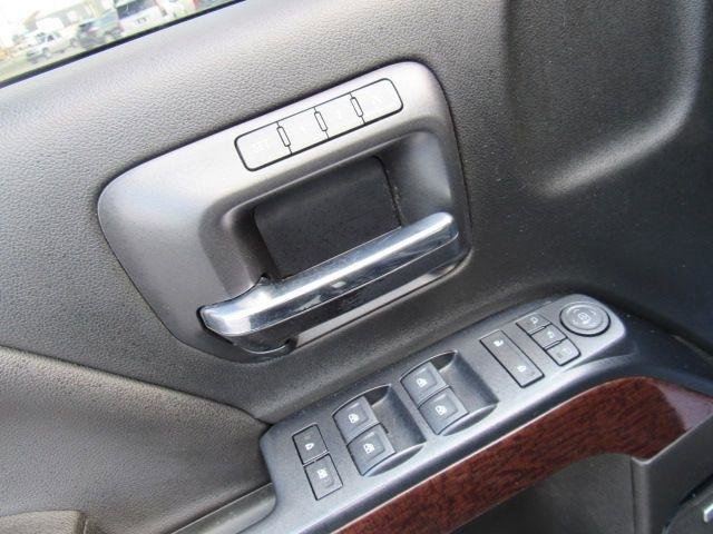 Used 2017 GMC Sierra 1500 SLT AWD/4WD image 13