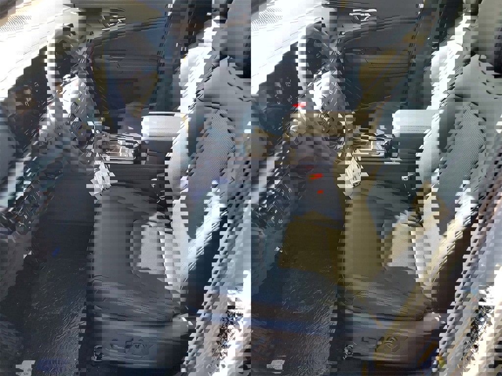 New 2026 Kia Sportage EX w/ EX Panorama Roof Package image 5