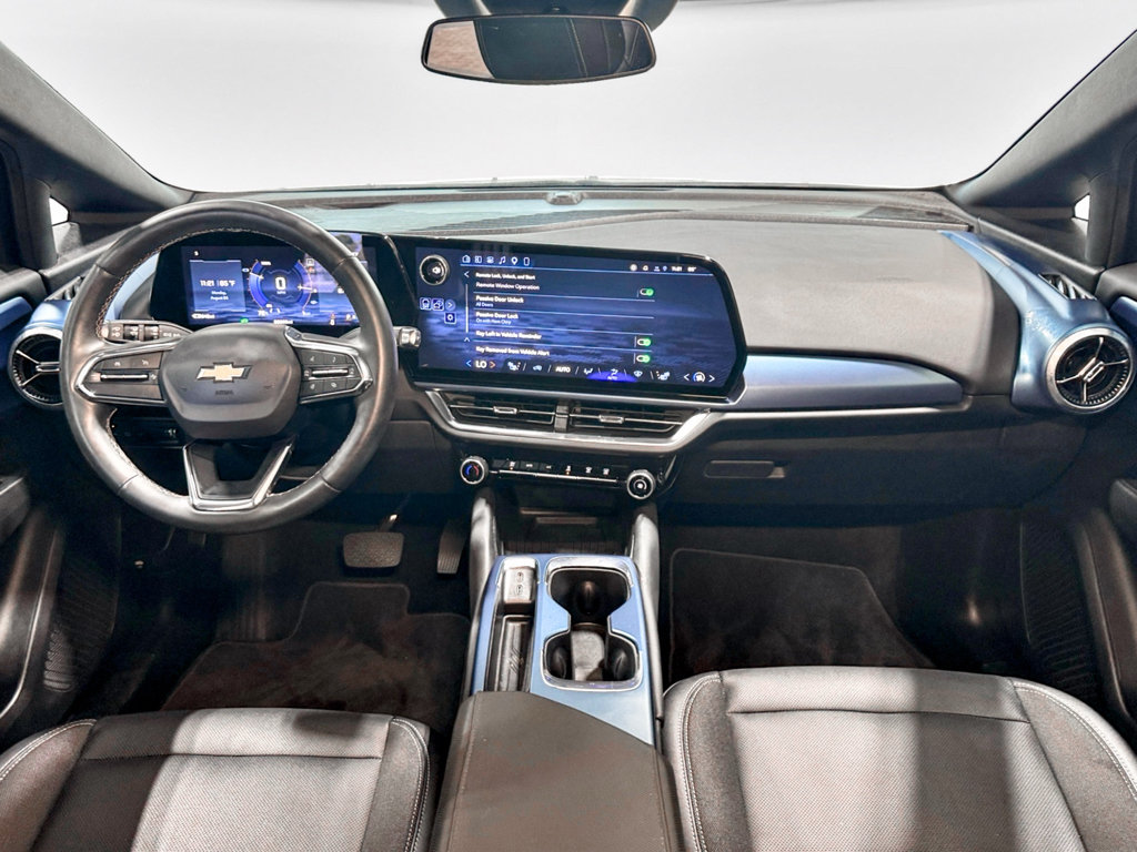 Used 2024 Chevrolet Equinox EV LT FWD image 17
