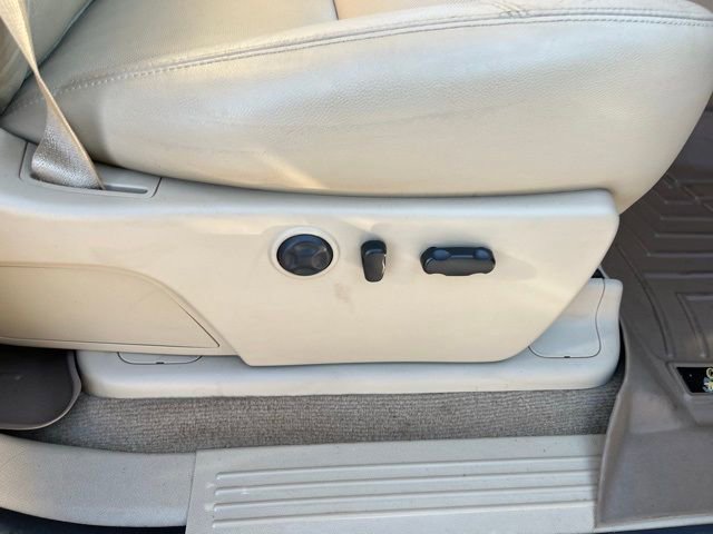 Used 2014 Chevrolet Silverado 2500 LTZ w/ LTZ Plus Package image 35