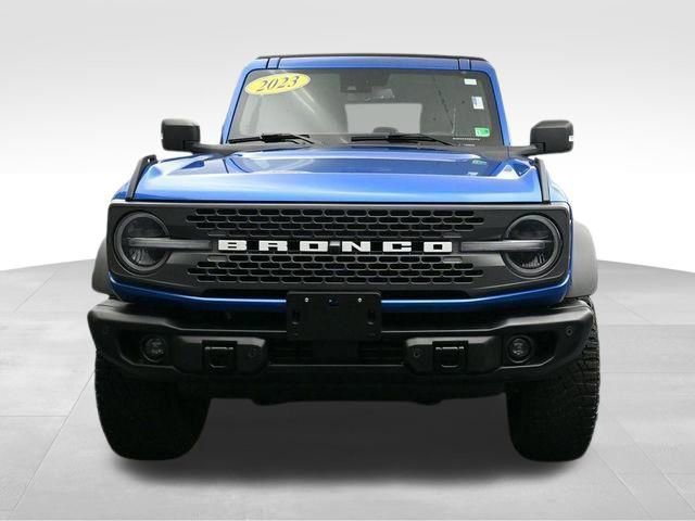 Used 2023 Ford Bronco Badlands image 7