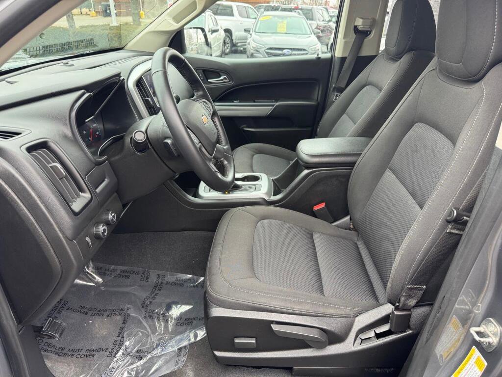 Used 2020 Chevrolet Colorado LT AWD/4WD image 5