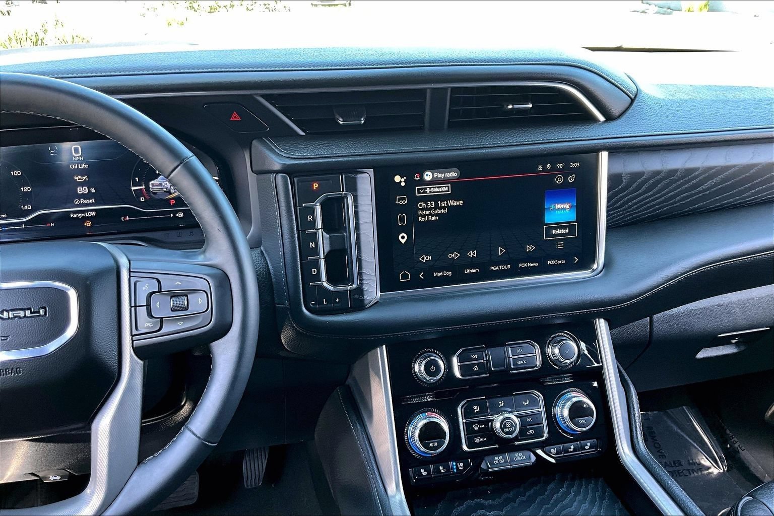 Used 2024 GMC Yukon Denali AWD/4WD image 8