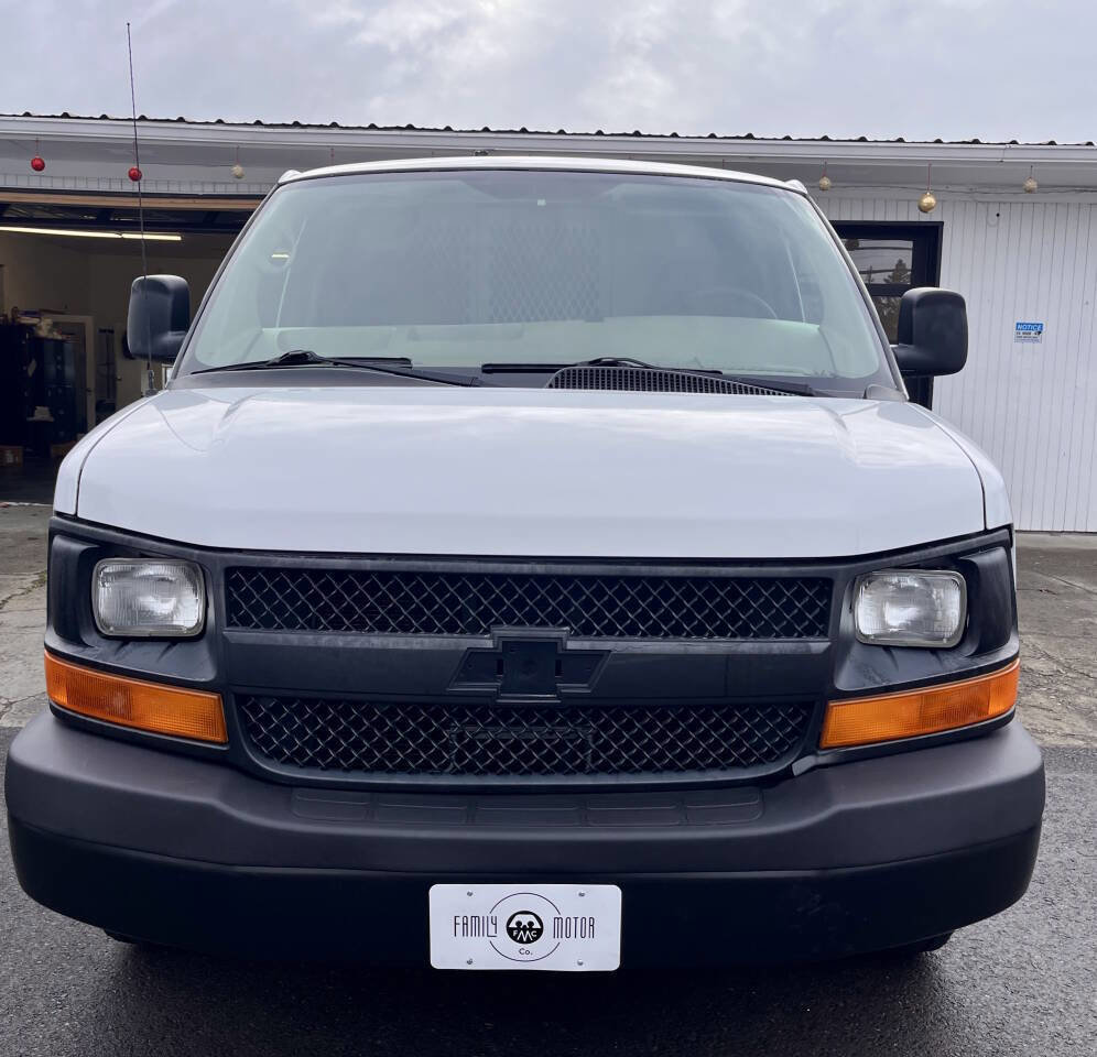 Used 2006 Chevrolet Express 2500 image 8